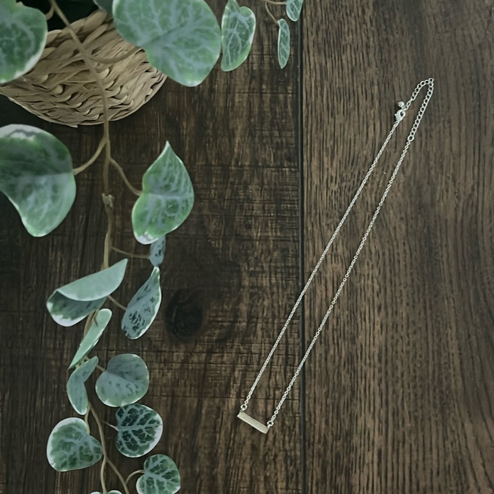 The2Bandits Athens Necklace